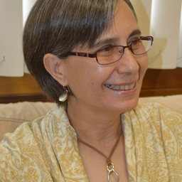 Dra. Elena Centeno Garcia